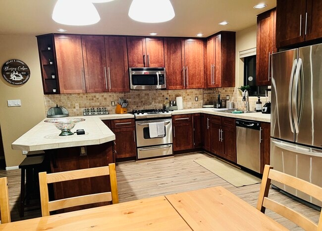 Building Photo - 17520 Bluejay Cir