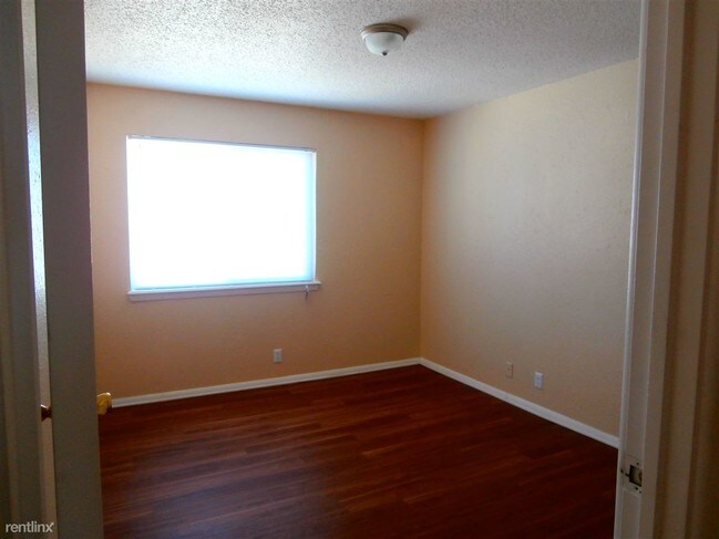Foto del edificio - 5800 NW 29th St