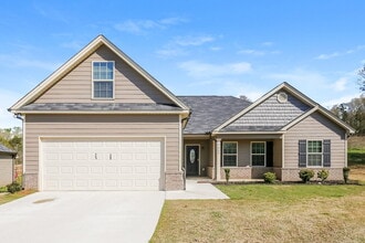 Building Photo - 844 Pinnacle Dr.