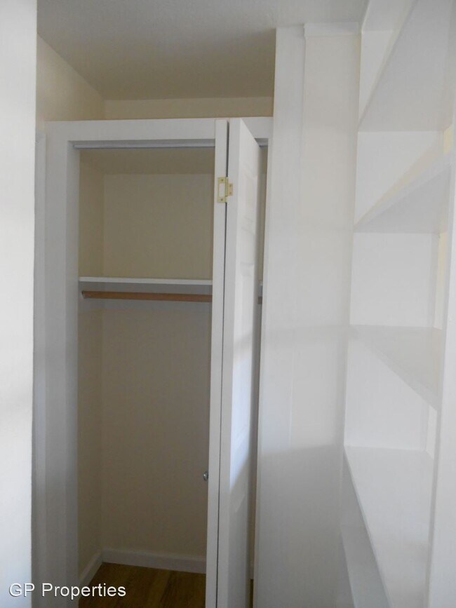 Foto del edificio - 1125 E 18th St