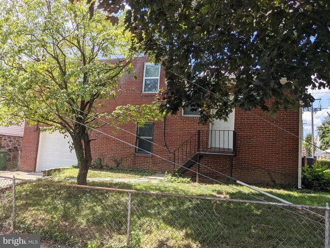 Foto del edificio - 3522 W Caton Ave