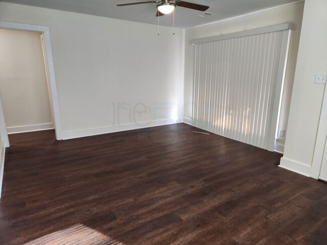 Foto del edificio - **Price Reduction** Completely Remodeled H...