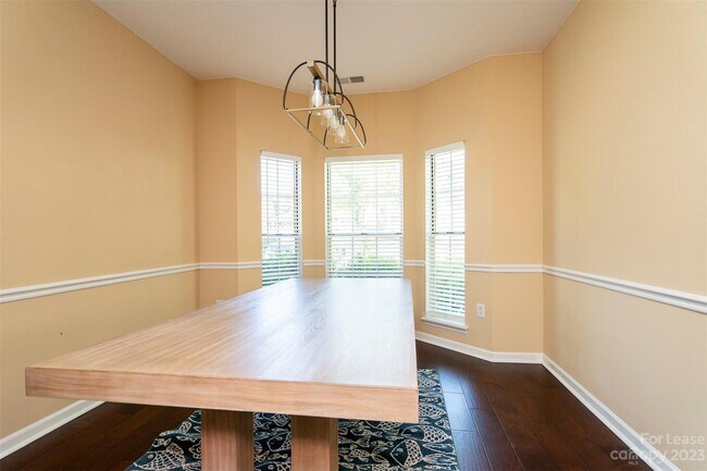 Building Photo - 141 Ashford Hollow Ln