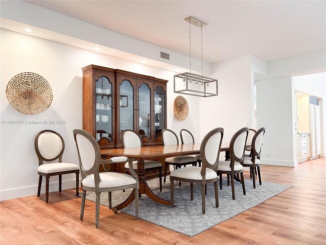 Foto del edificio - 2530 Windsor Way Ct