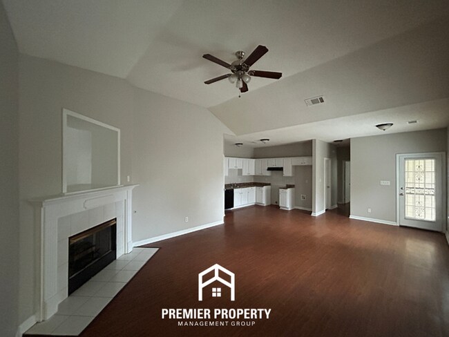 Building Photo - 3932 Gavick Cove