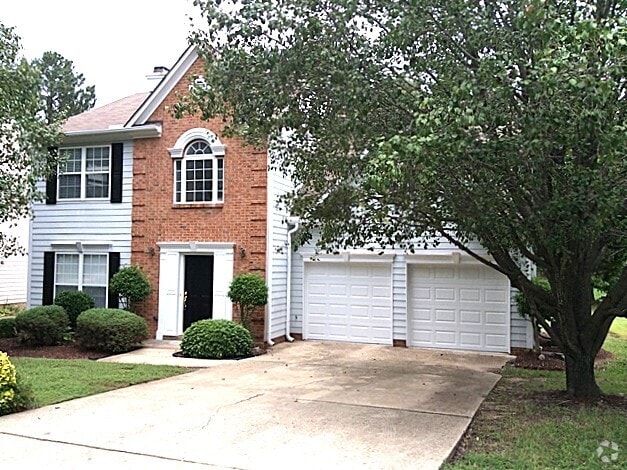 Building Photo - 118 Leacroft Way