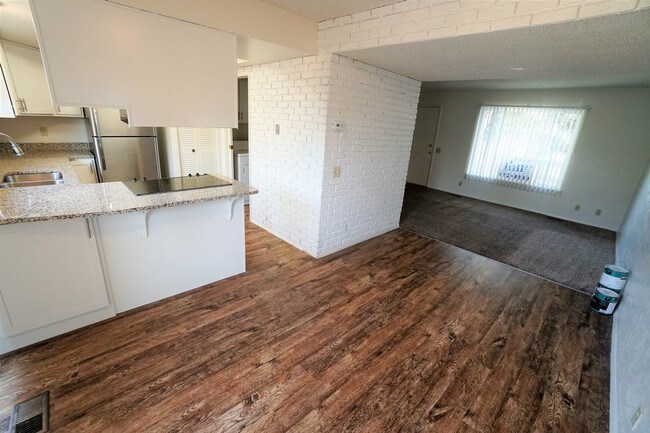 Foto del edificio - 8342 W Virginia Ave