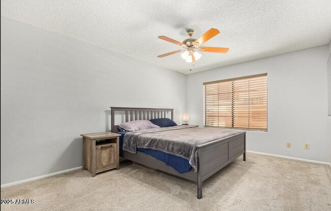 Foto del edificio - 700 E Mesquite Cir