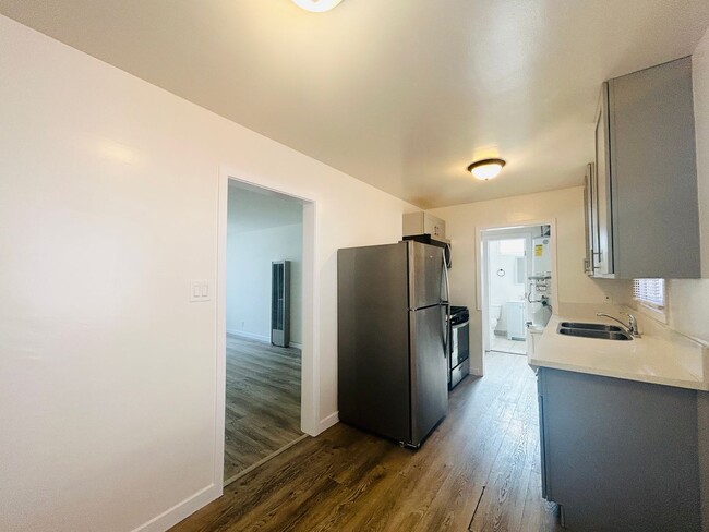 Building Photo - 20th Street Apartments