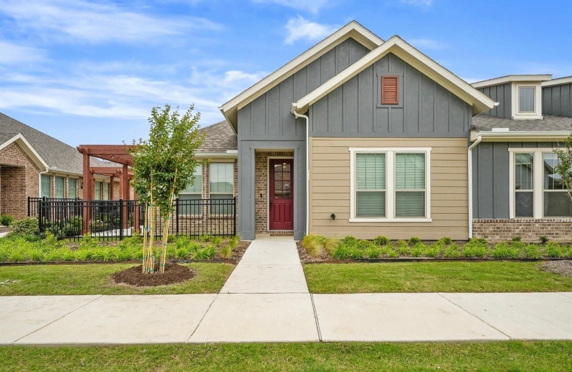 Exterior - 1049 4th St