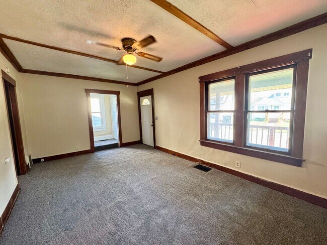 Foto del edificio - 2912 9th St NW