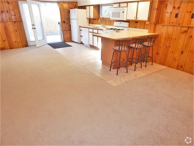 Building Photo - 2133 NY-65