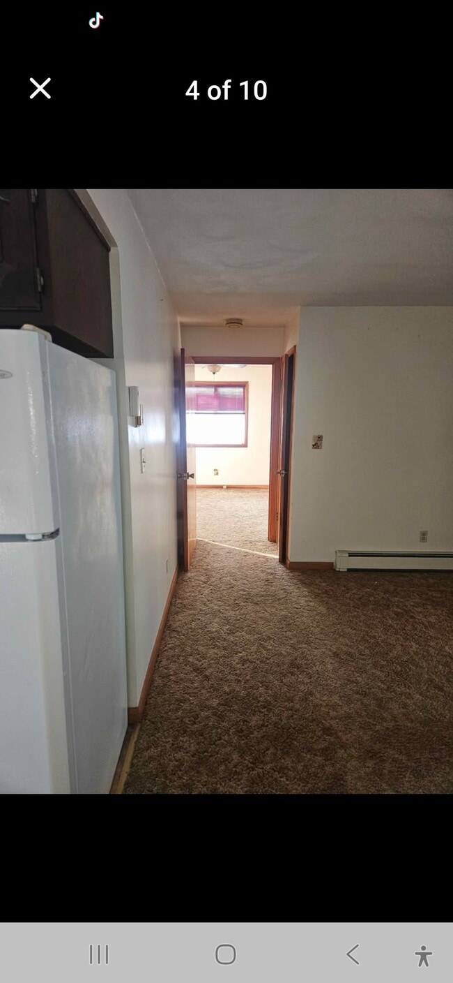 Living room with closet - 317 Norton Ave