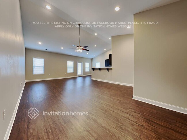 Building Photo - 1101 Black Diamond Dr