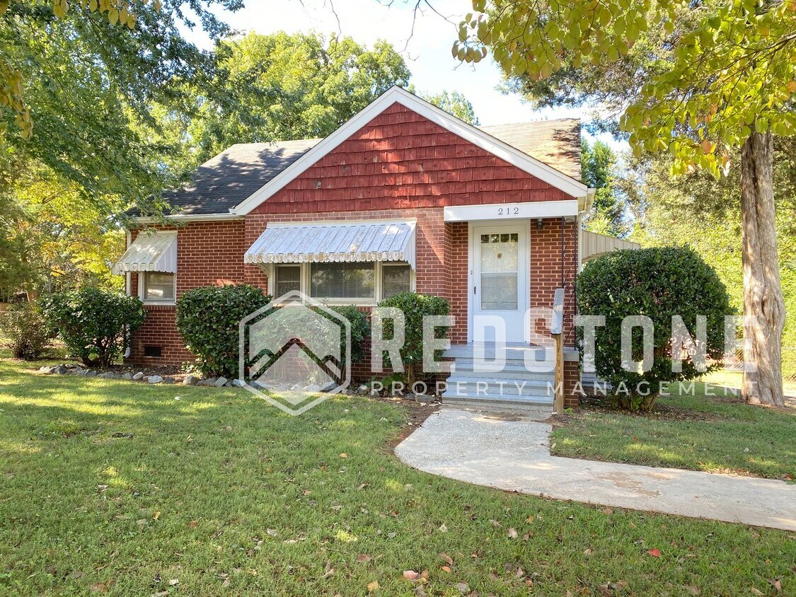 212 S Gurney St, Burlington, NC 27215 House Rental in Burlington, NC