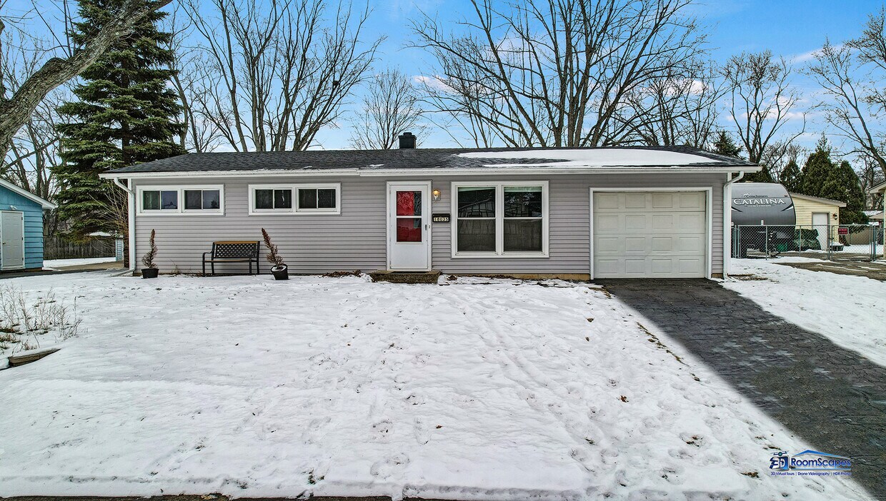 18635 Pamela Pl, Gurnee, IL 60031 House for Rent in Gurnee, IL