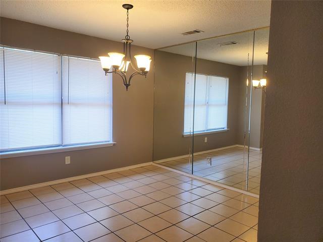 Foto del edificio - 117 Valley Spring Dr