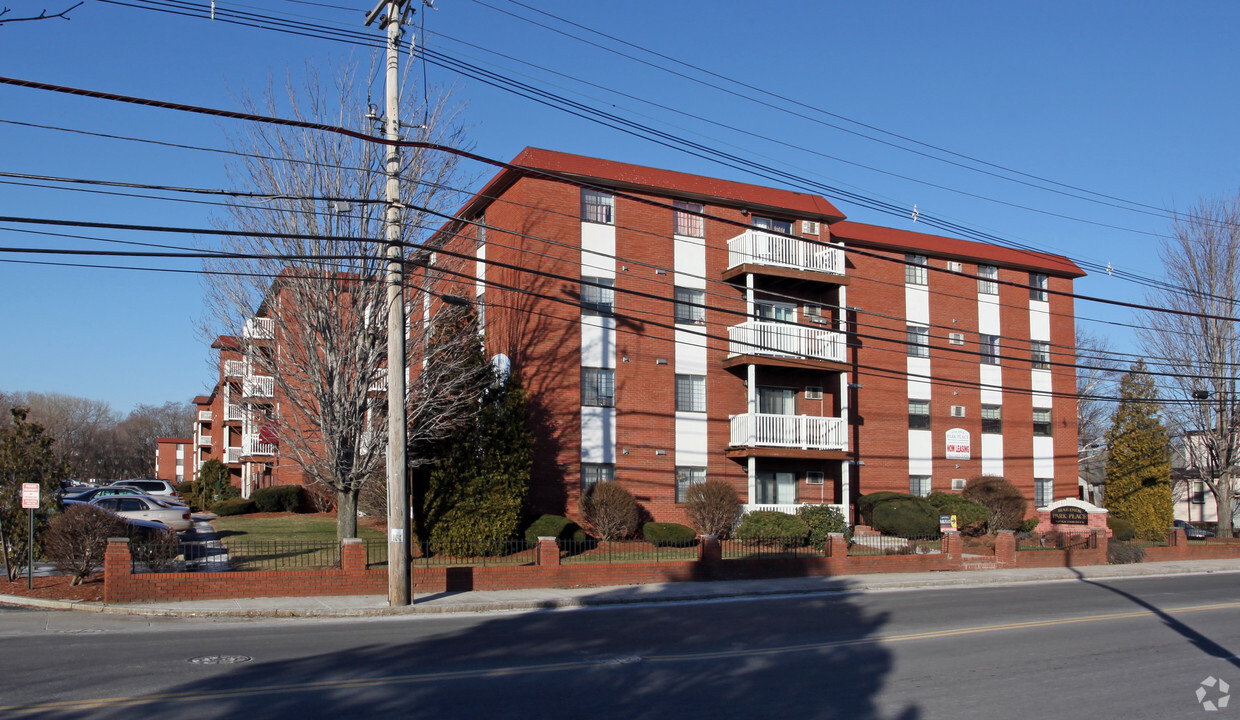 Primary Photo - Park Place Apartments