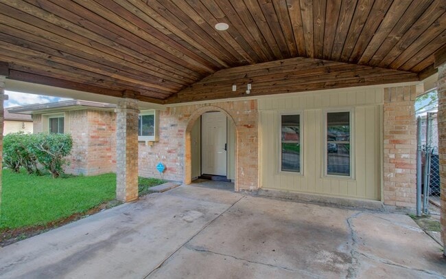 Building Photo - 3111 Knotty Oaks Trail