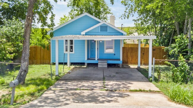 Foto del edificio - 8402 Bassett St