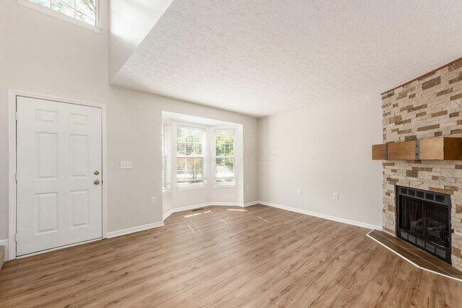 Foto del edificio - 3055 Glenloch Cir