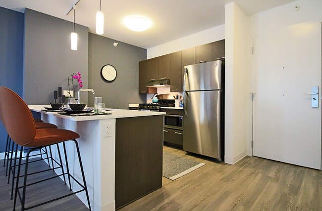 Foto del edificio - 621 N Wells St