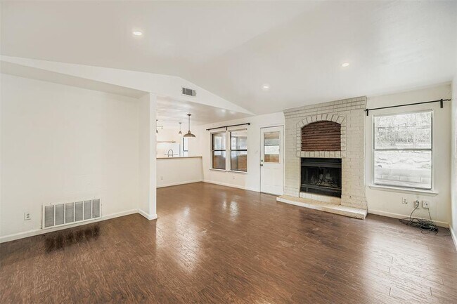 Foto del edificio - 4902 Parell Path