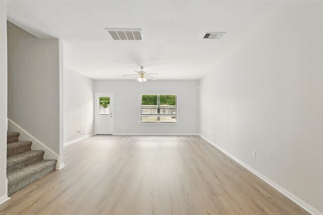 Foto del edificio - 15910 Gaia Way