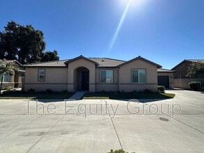 Building Photo - 3208 N Rova Ct
