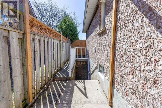 Photo du bâtiment - 48 Patrick Dr