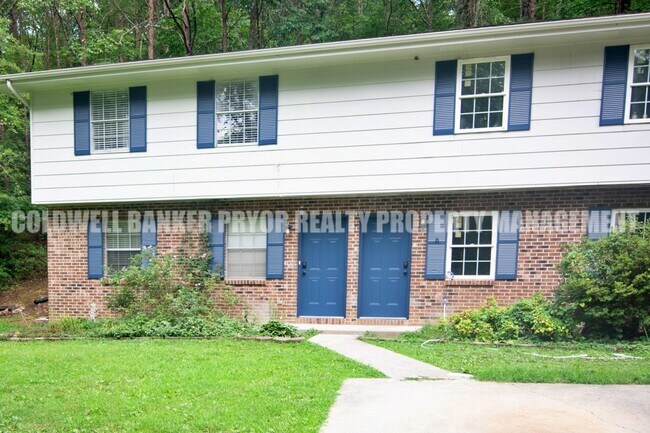 Building Photo - 5824 Moody Sawyer Rd
