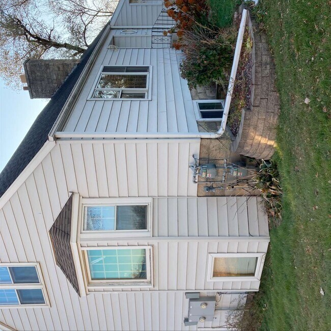 Foto del edificio - 253 24th St NW