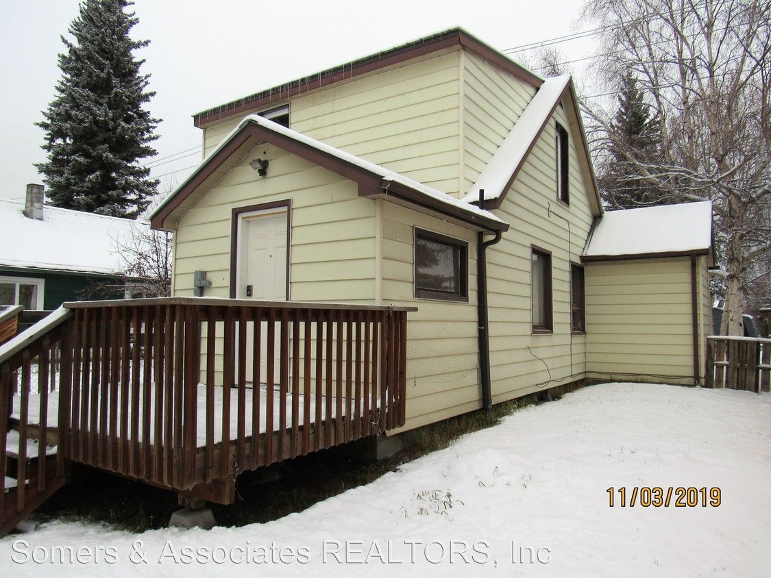 3 br, 1.5 bath House 308 Brandt St House Rental in Fairbanks, AK