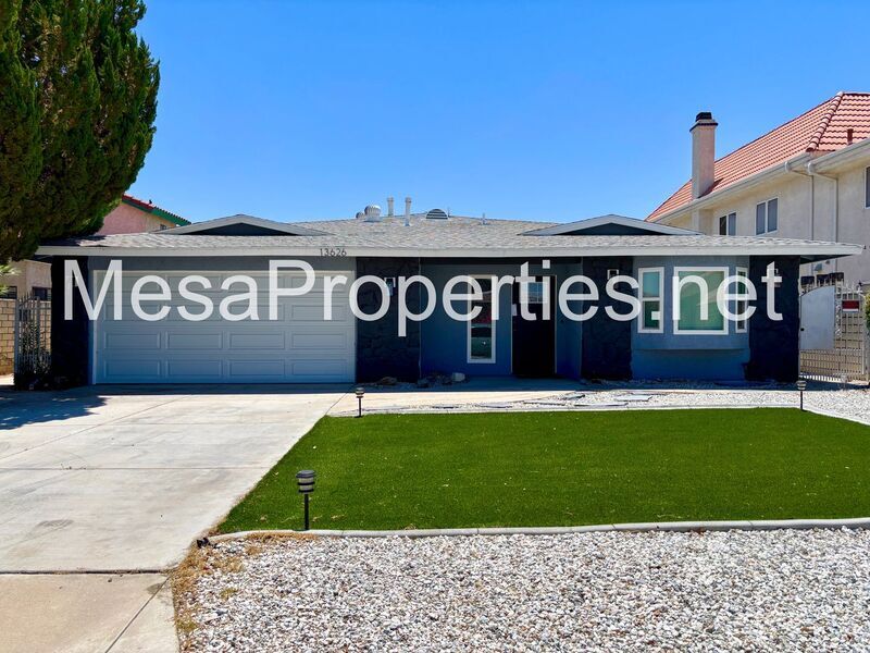 Primary Photo - 13626 Sea Gull Dr