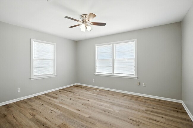 Foto del edificio - 4208 42nd St