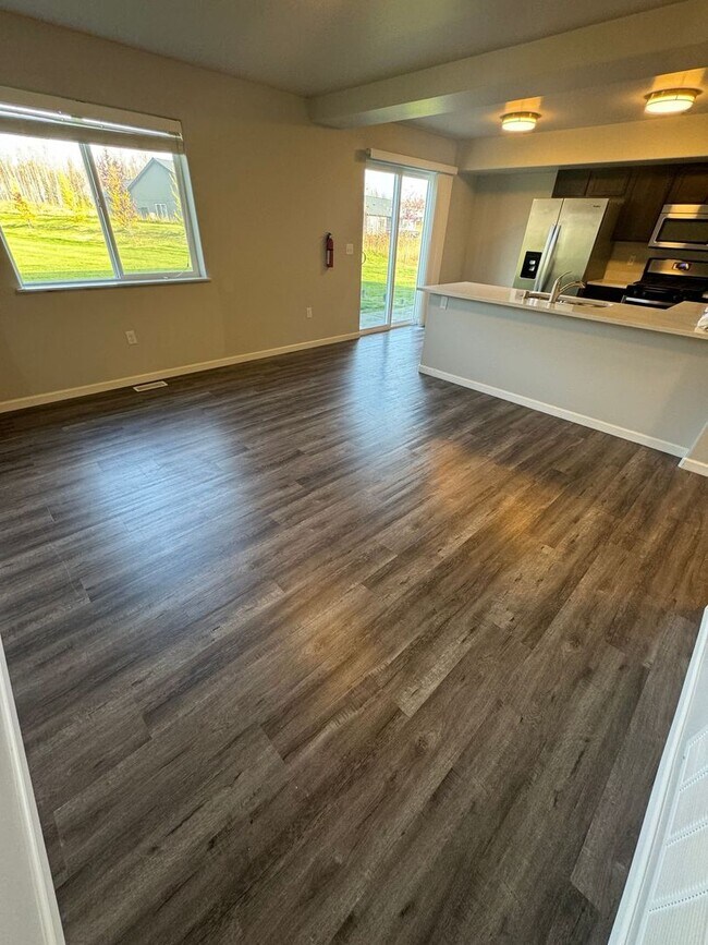 Building Photo - 1591 N Tinitun Cir