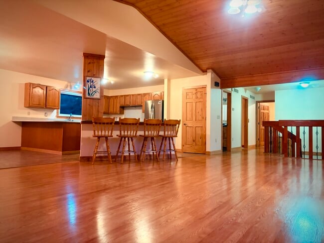 Building Photo - 12730 Langman Cir