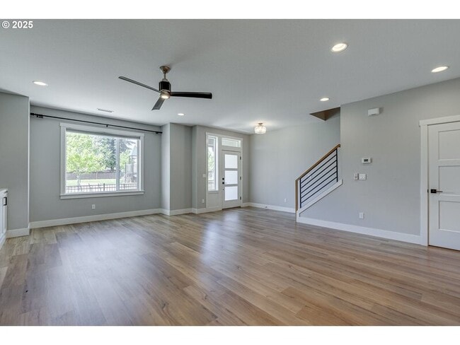 Photo - 10902 NE 119th Pl House