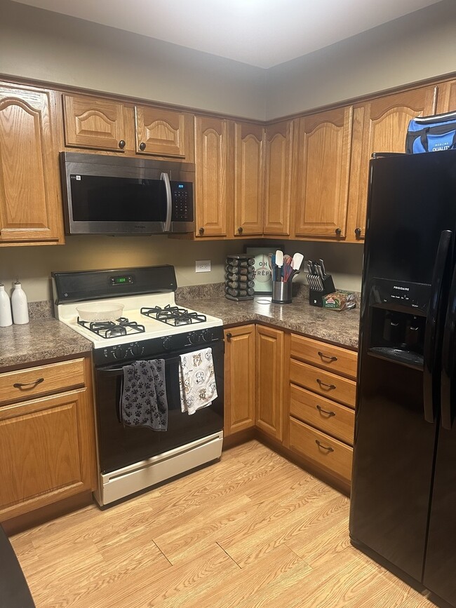 Foto del edificio - 3088 Serenity Ln