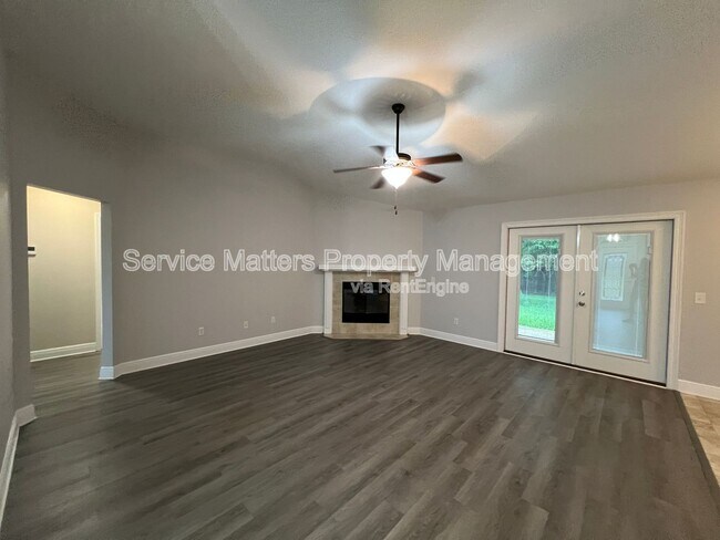 Building Photo - 6017 Autumn Pines Cir