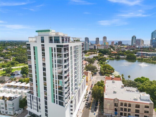 Foto del edificio - 777 3rd Ave N