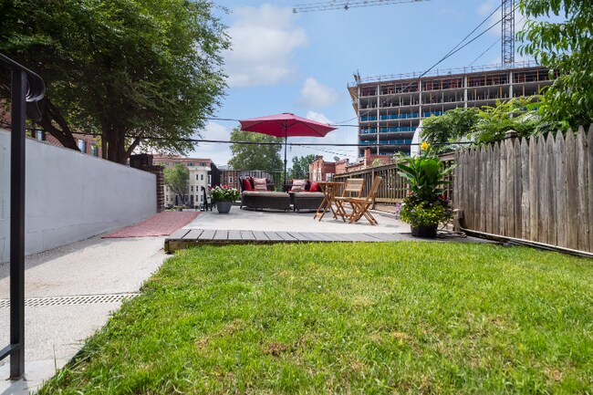 Building Photo - 29 Q St NE