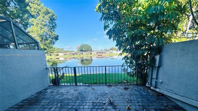 Foto del edificio - 1666 NW 113th Way