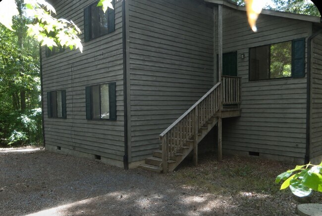 Building Photo - 1515 Partridgeberry Rd