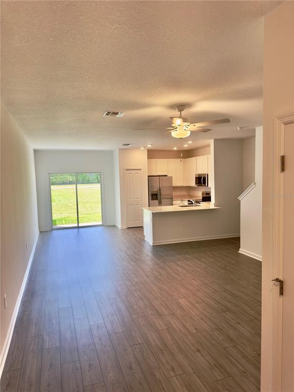 Foto del edificio - 4898 SW 81st Lp