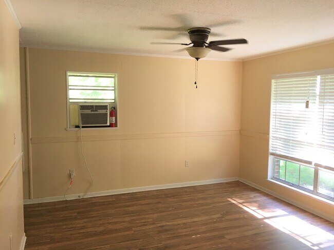 Building Photo - 22 County Rd 5517