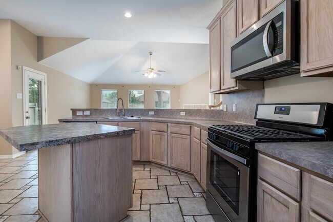 Foto del edificio - 10831 Summer Meadows Ct