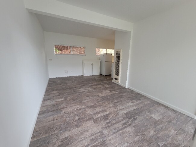 Building Photo - 2020 Hermosa Ave