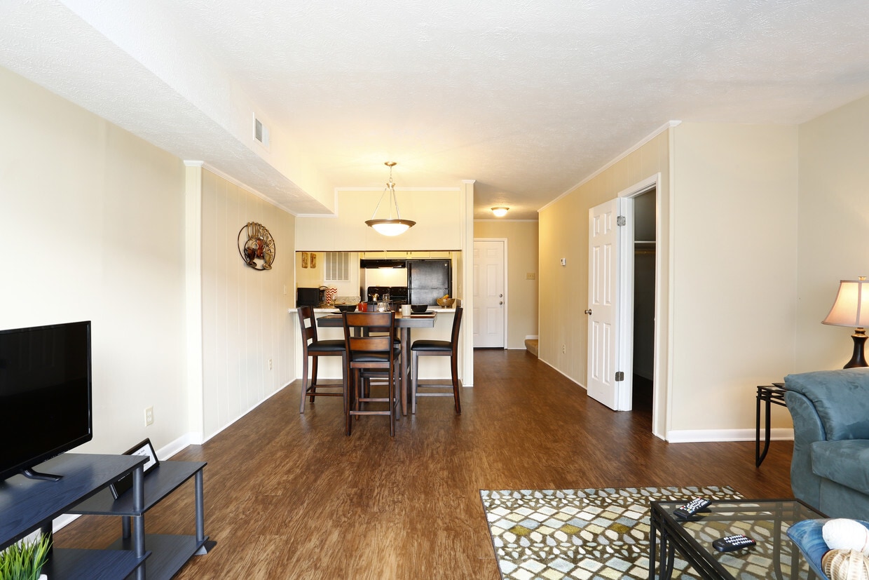 Branson Creek Commons - 301 Barcelona Dr Fayetteville, NC - Apartments for  Rent in Fayetteville | Apartments.com