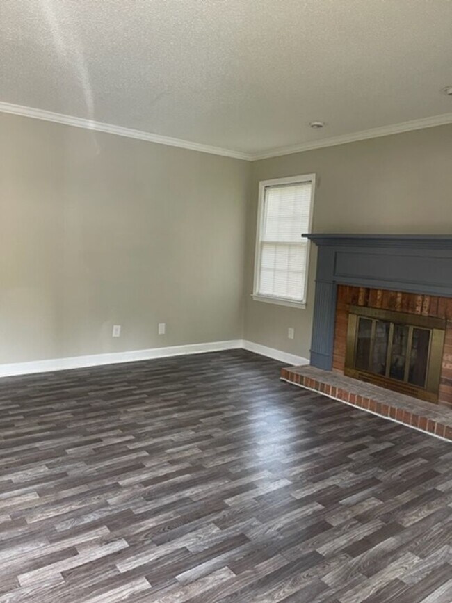 Foto del edificio - E Blackstock Rd -14